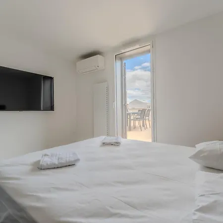 Port Marianne A Avec Terrasse Xxl Apartment Montpellier